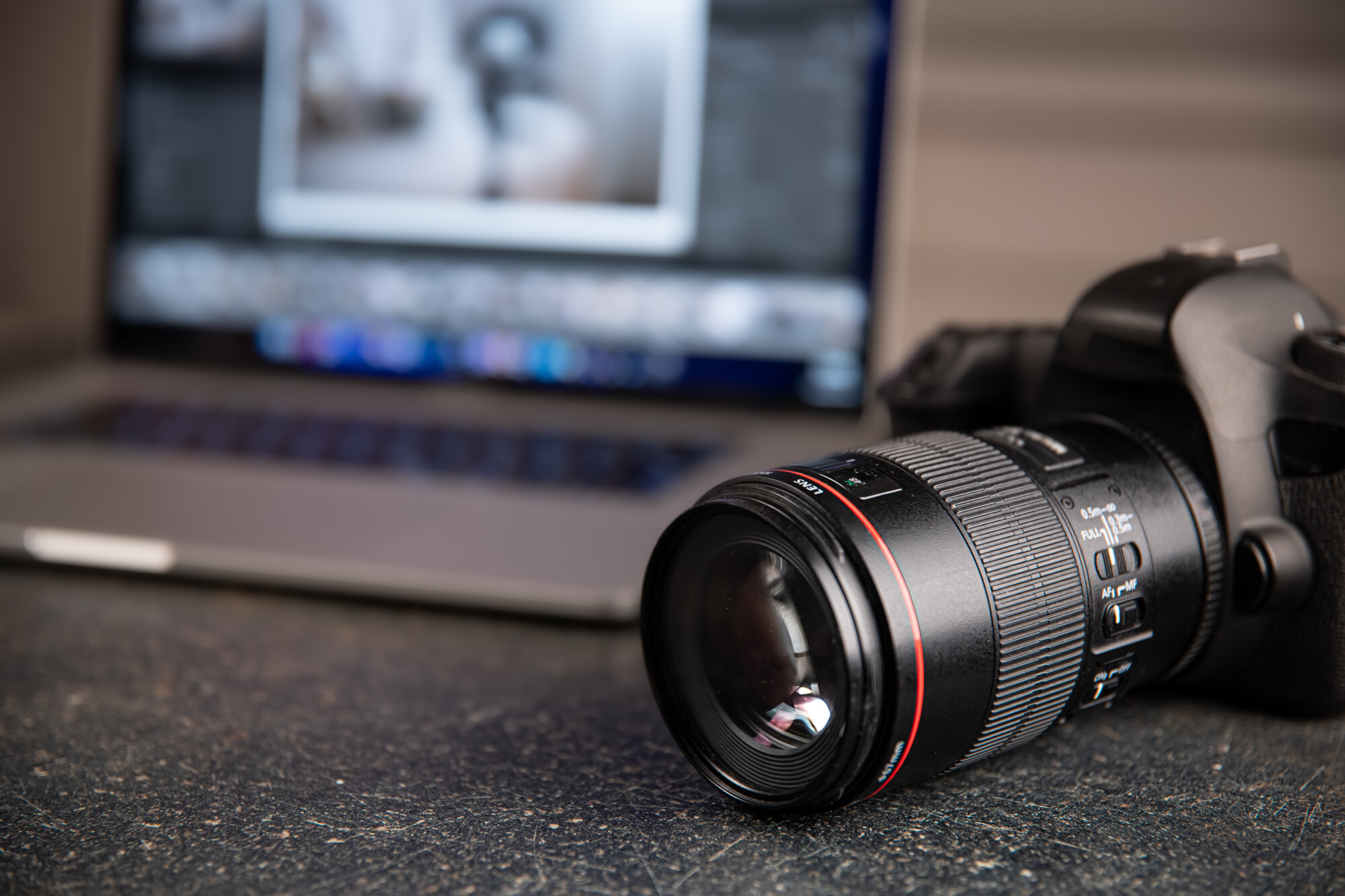 Sergio Fortes - professional-camera-on-blurred.jpg
